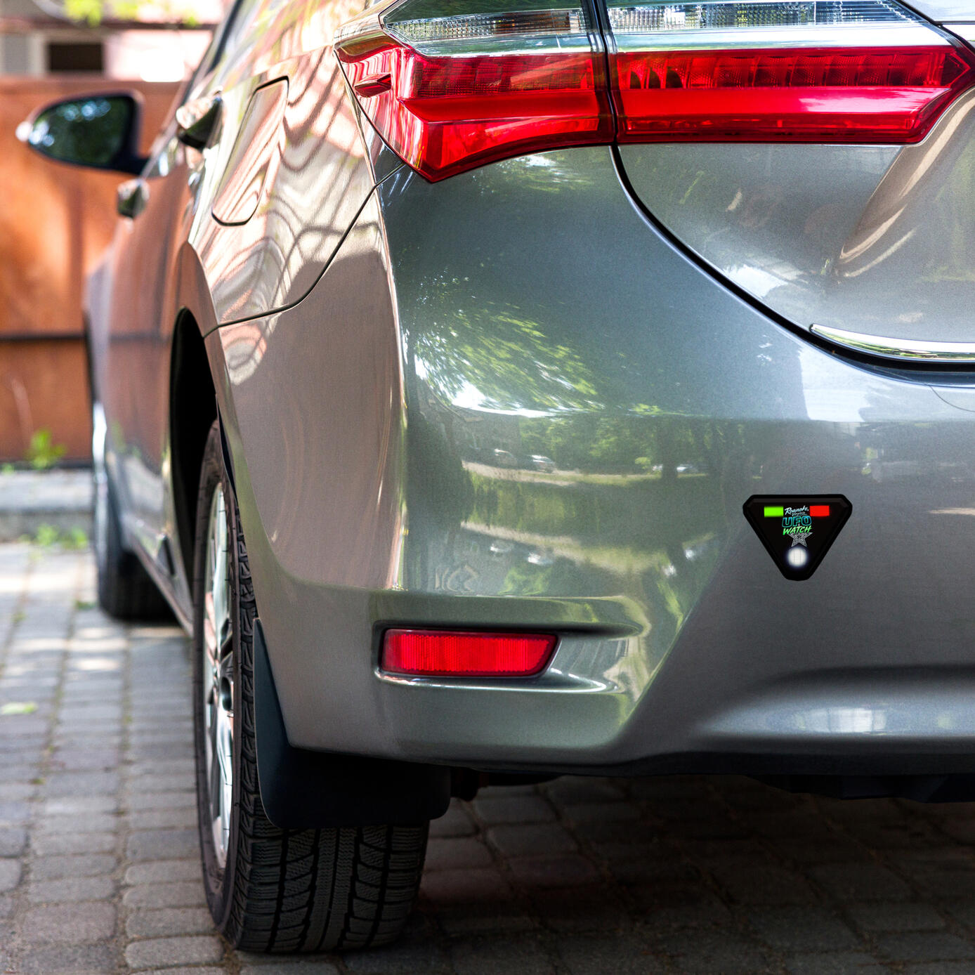 TRIANGLE VINYL DECAL